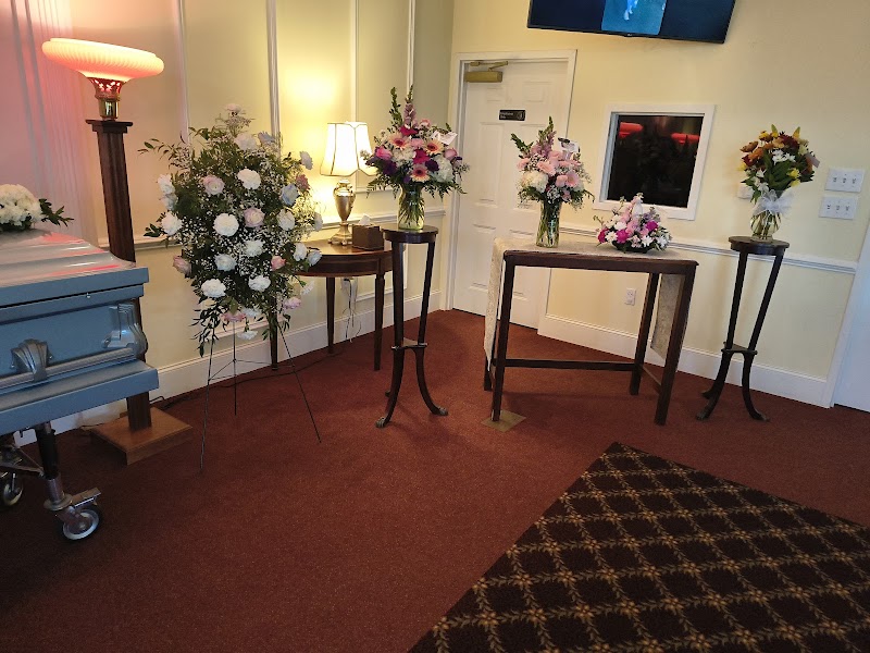 Charlton and Groome Funeral Home funeral home in Fishersville, VA