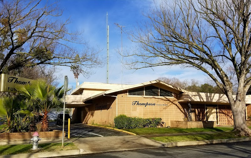 Thompson Oak Park Mortuary & Cremation Service funeral home in Sacramento, CA