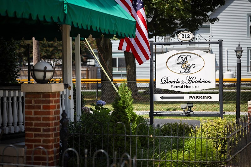 Daniels & Hutchison Funeral Home funeral home in Middletown, DE