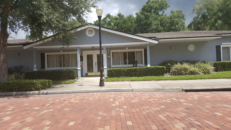 Golden's Funeral Home funeral home in Winter Park, FL