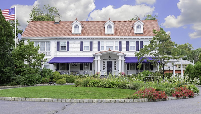 Thompson Funeral Home funeral home in West Greenwich, RI