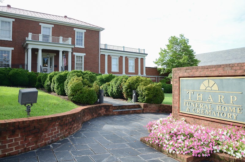 Tharp Funeral Home - Bedford funeral home in Bedford, VA