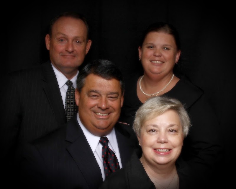 Wolfe-Bayview Funeral Home - Fairhope funeral home in Fairhope, AL