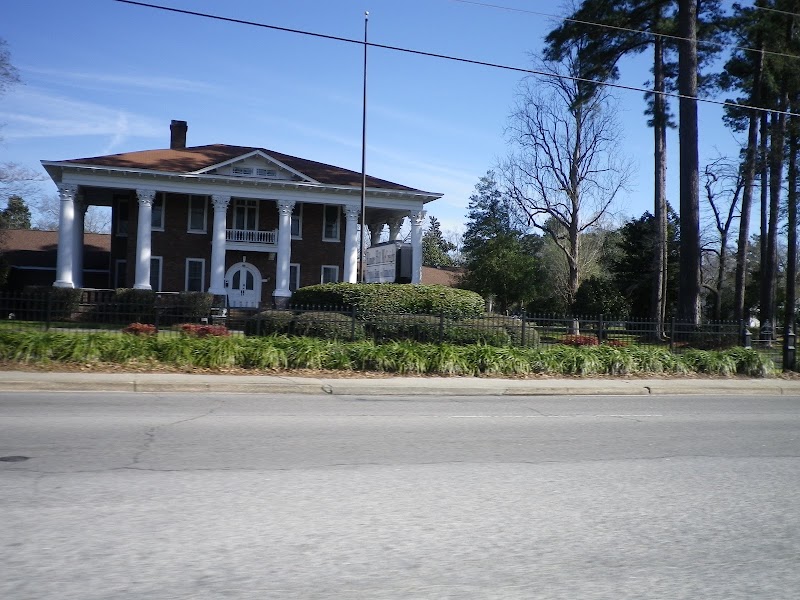 Elmore Hill McCreight Funeral Home funeral home in Sumter, SC