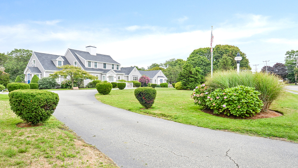 Doane Beal & Ames funeral home in Hyannis, MA