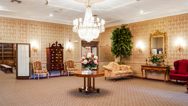 Davison-Fulton Woolsey-Wilton Funeral Home funeral home in Peoria, IL