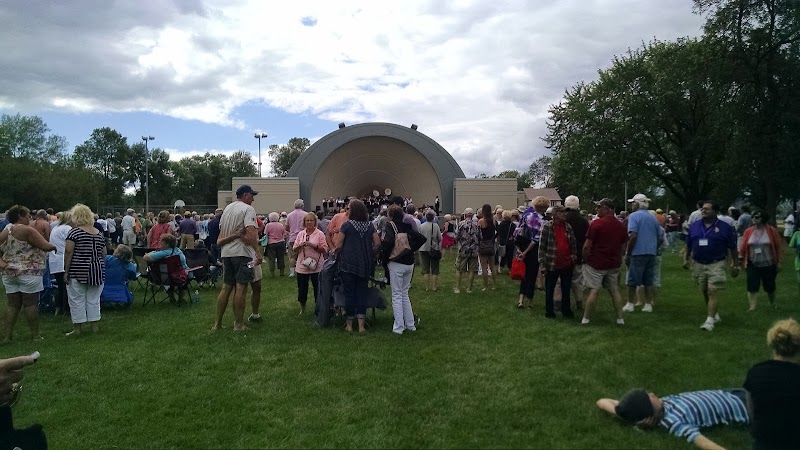 Green-Larsen Mortuary funeral home in International Falls, MN