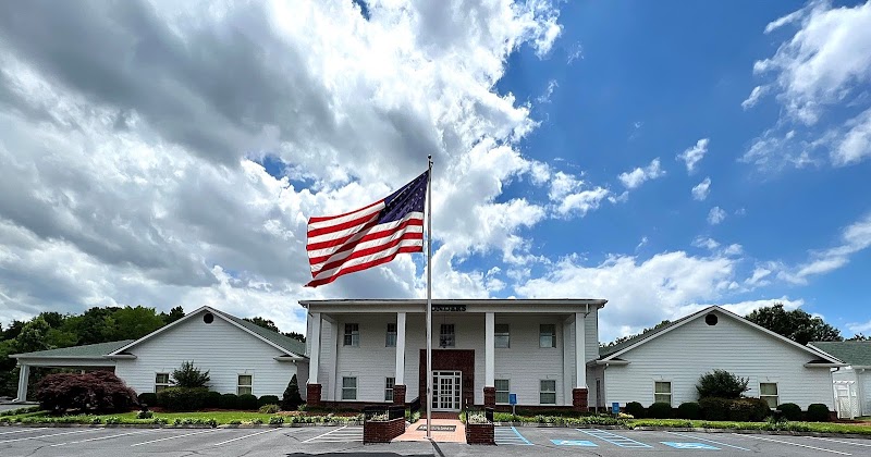 Ponders Funeral Home - Dalton funeral home in Dalton, GA