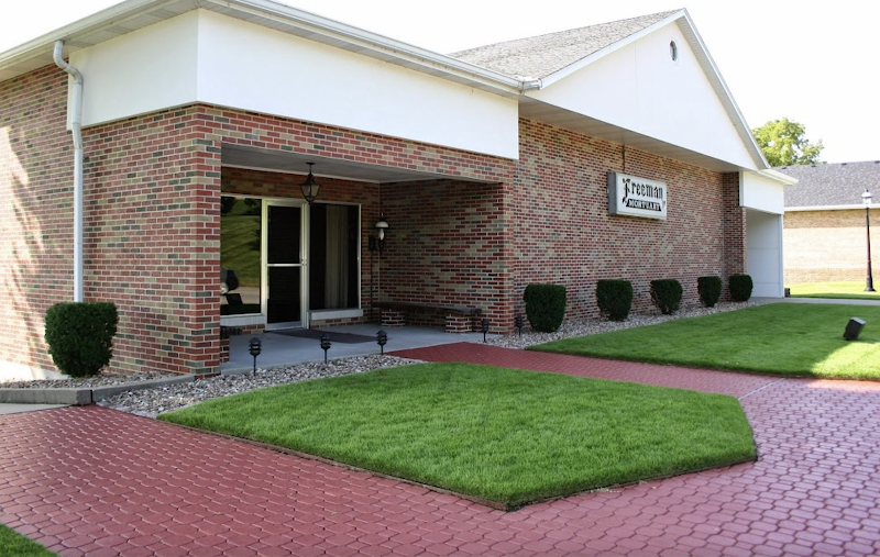 Freeman Mortuary funeral home in Jefferson City, MO