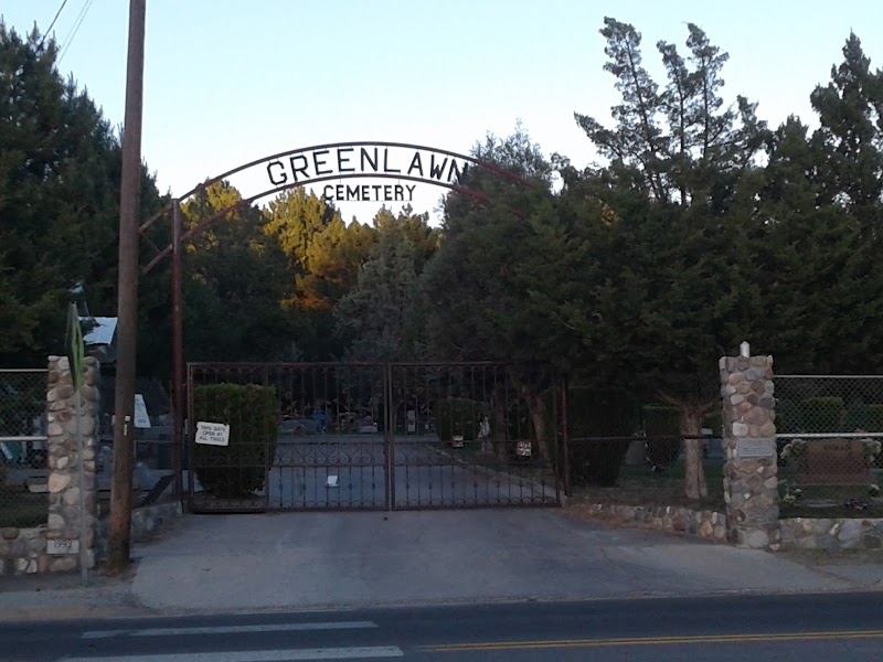 Greenlawn Cemetery funeral home in Farmington, NM