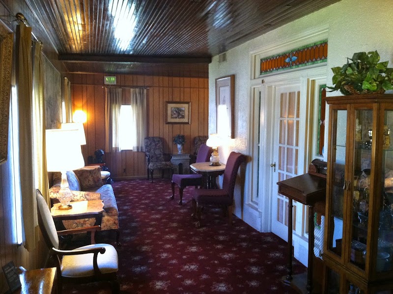 Gonce Funeral Service funeral home in Brooklyn Park, MD