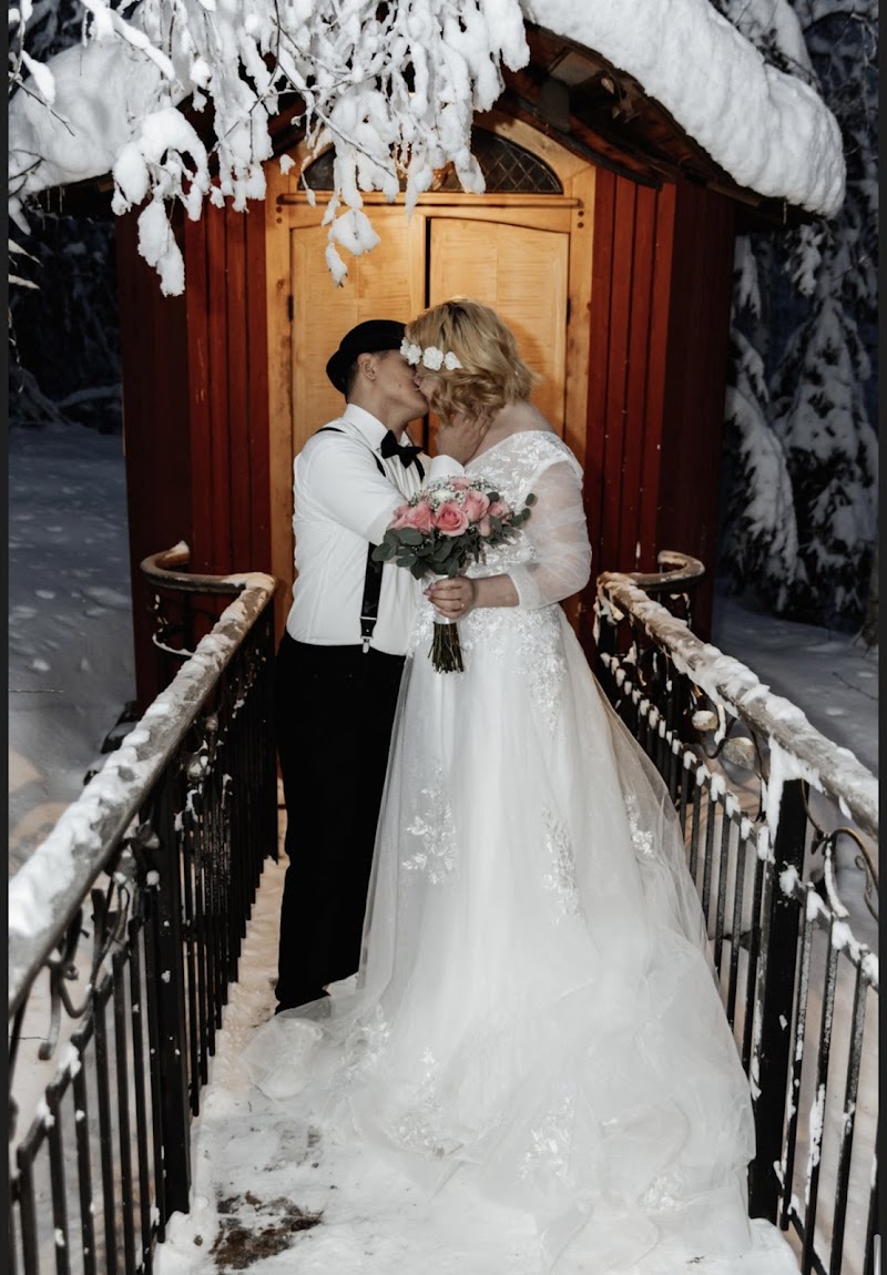 Ester Memorial Chapel funeral home in Ester, AK