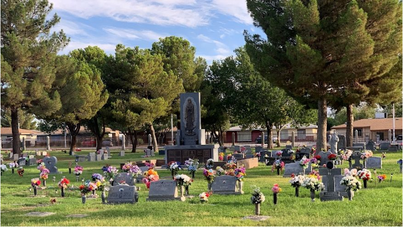 Woodlawn Cemetery & Mortuary