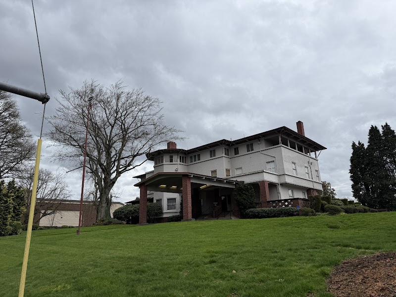 Holman's Funeral & Cremation Service funeral home in Portland, OR