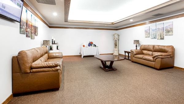 Lakeshore Mortuary funeral home in Mesa, AZ