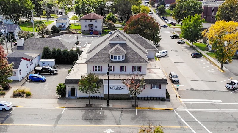 Mahn Family Funeral Chapel funeral home in Red Wing, MN