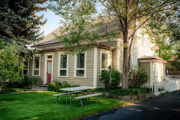 FitzHenry's Carson Valley Funeral Home funeral home in Gardnerville, NV