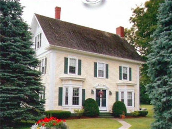 Taylor Funeral Chapel funeral home in Farmington, ME