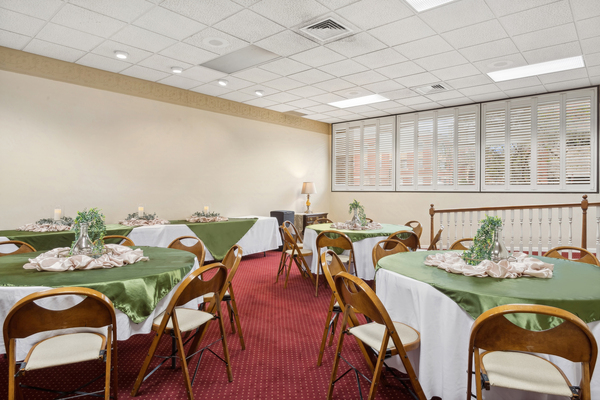 McGilley & Frye Funeral Home & Cremation Service funeral home in Olathe, KS