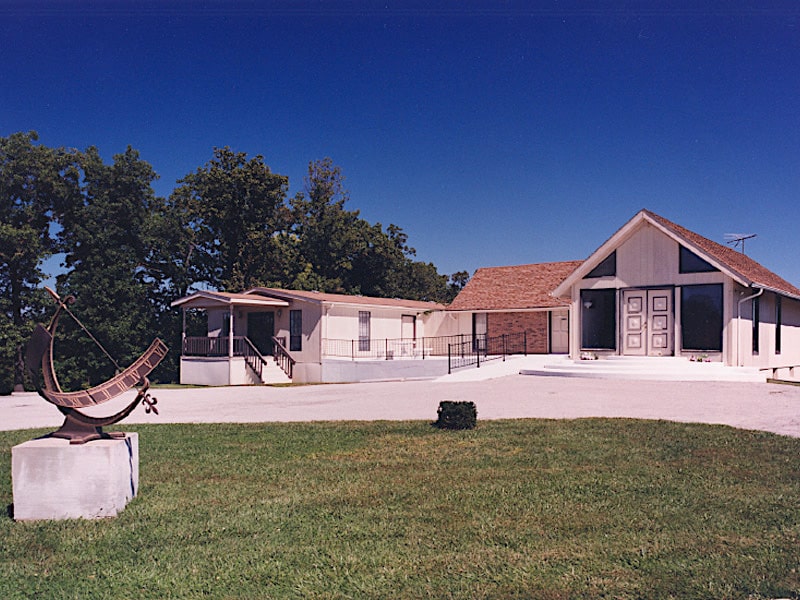 Charter Funerals - Leavenworth funeral home in Leavenworth, KS