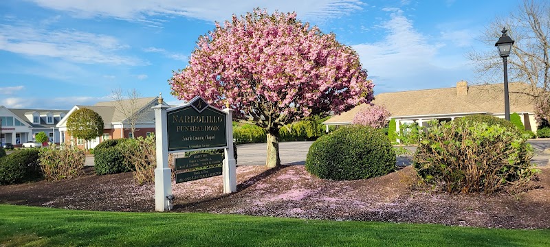 Nardolillo Funeral Home funeral home in Narragansett, RI