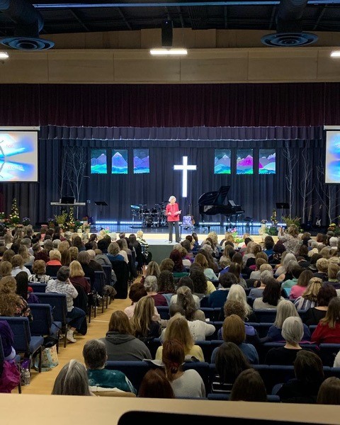 Parker Memorial Chapel funeral home in Derry, NH