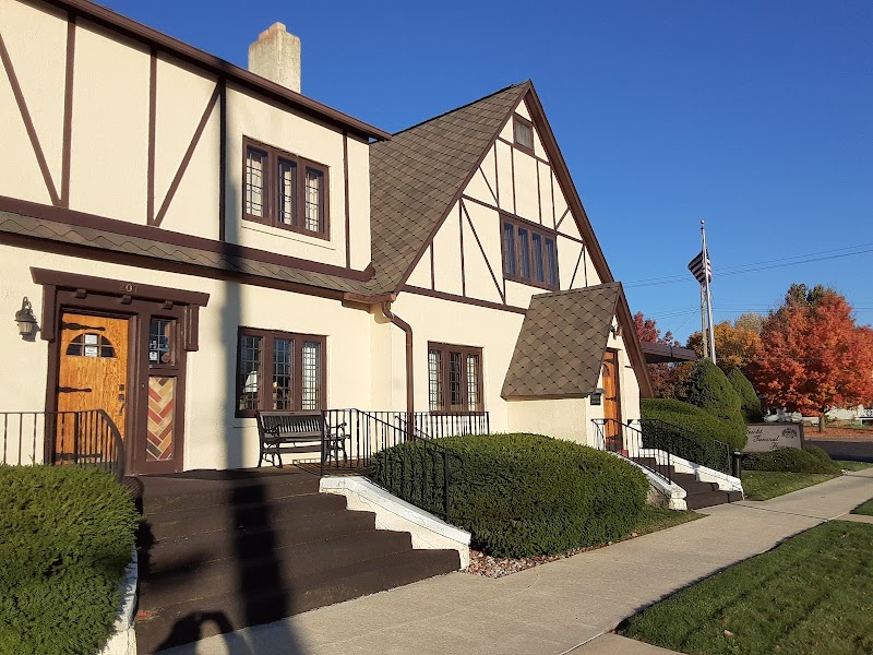 Weicht Funeral Home Inc funeral home in Angola, IN