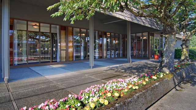 Gateway Little Chapel of the Chimes funeral home in Portland, OR