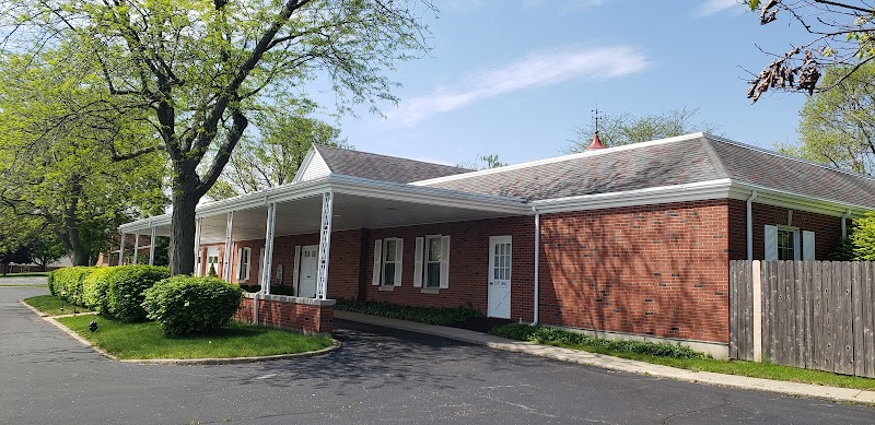 Renner-Wikoff Chapel & Crematory funeral home in Urbana, IL