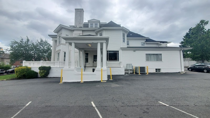 Funeraria Alvarez funeral home in Passaic, NJ