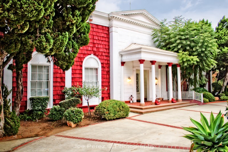 Grace Memorial Chapel funeral home in Long Beach, CA