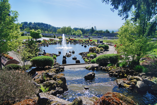 Finley's Sunset Hills Mortuary funeral home in Portland, OR