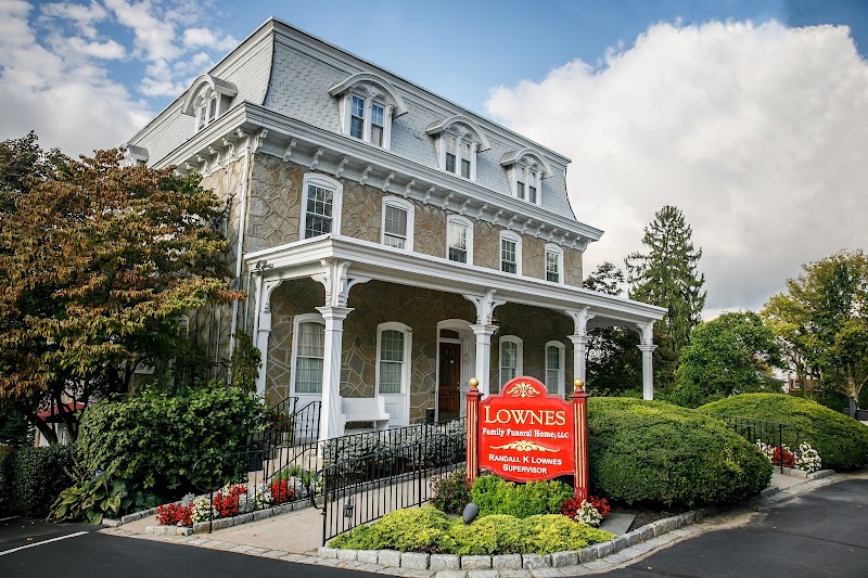 Lownes Family Funeral Home funeral home in Lafayette Hill, PA