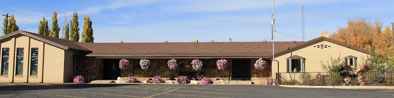 Hullinger Mortuary funeral home in Roosevelt, UT