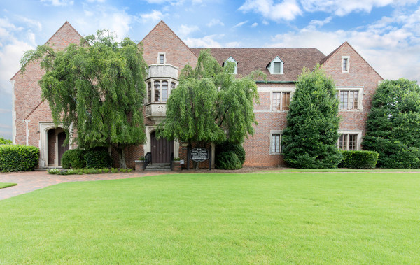 Johns-Ridout's Funeral Parlors funeral home in Birmingham, AL