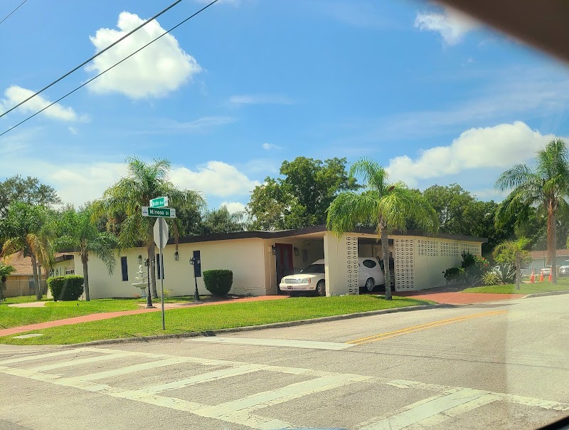 Gail & Wynn's Mortuary funeral home in Orlando, FL