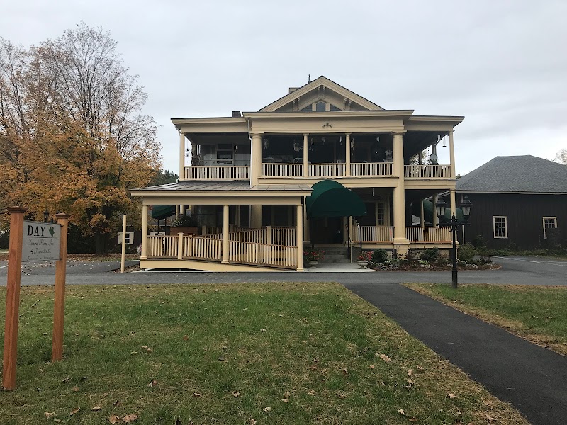 Thomas Funeral Chapel funeral home in Randolph, VT