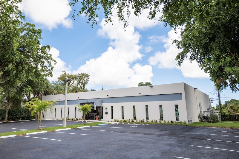 Falowski Kalis McIntee Funeral & Cremation funeral home in Fort Lauderdale, FL