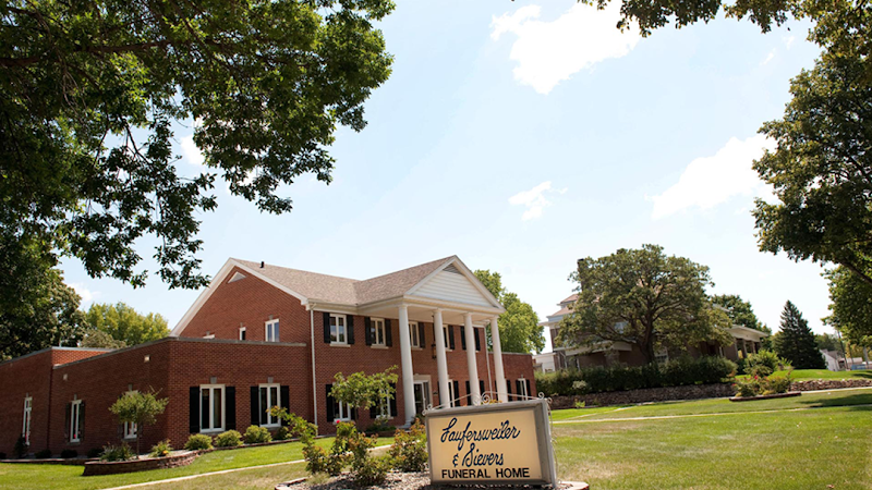 Laufersweiler Funeral Home funeral home in Fort Dodge, IA