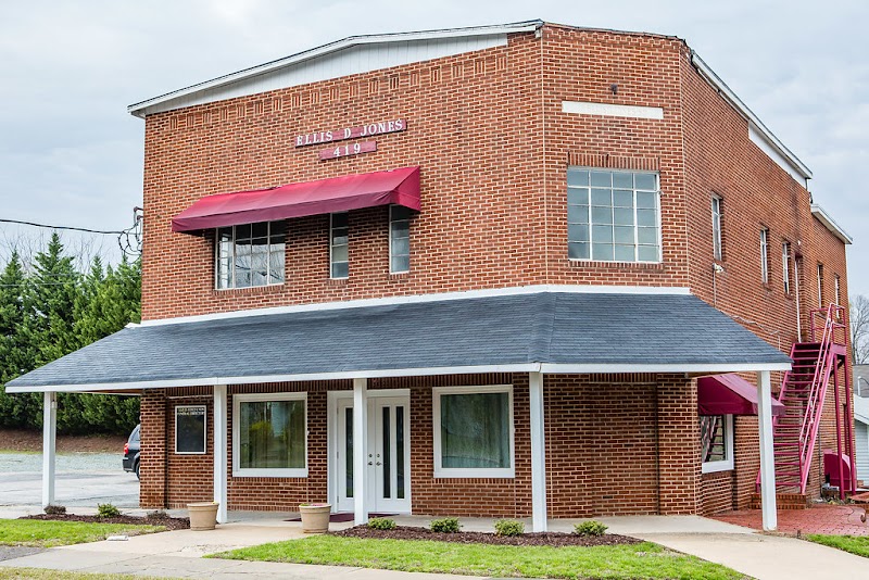 Ellis Funeral Service funeral home in Elizabeth City, NC