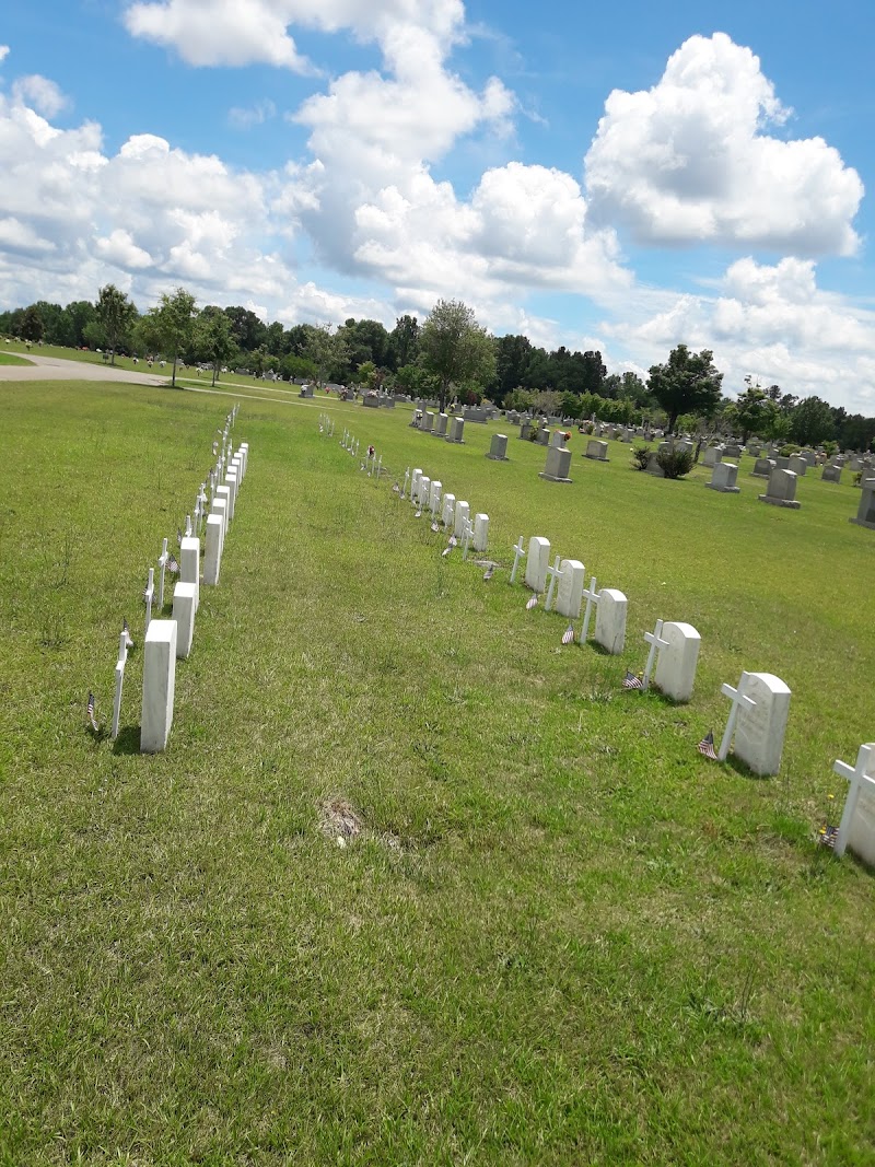 Tuscaloosa Memorial Park and Chapel funeral home in Tuscaloosa, AL