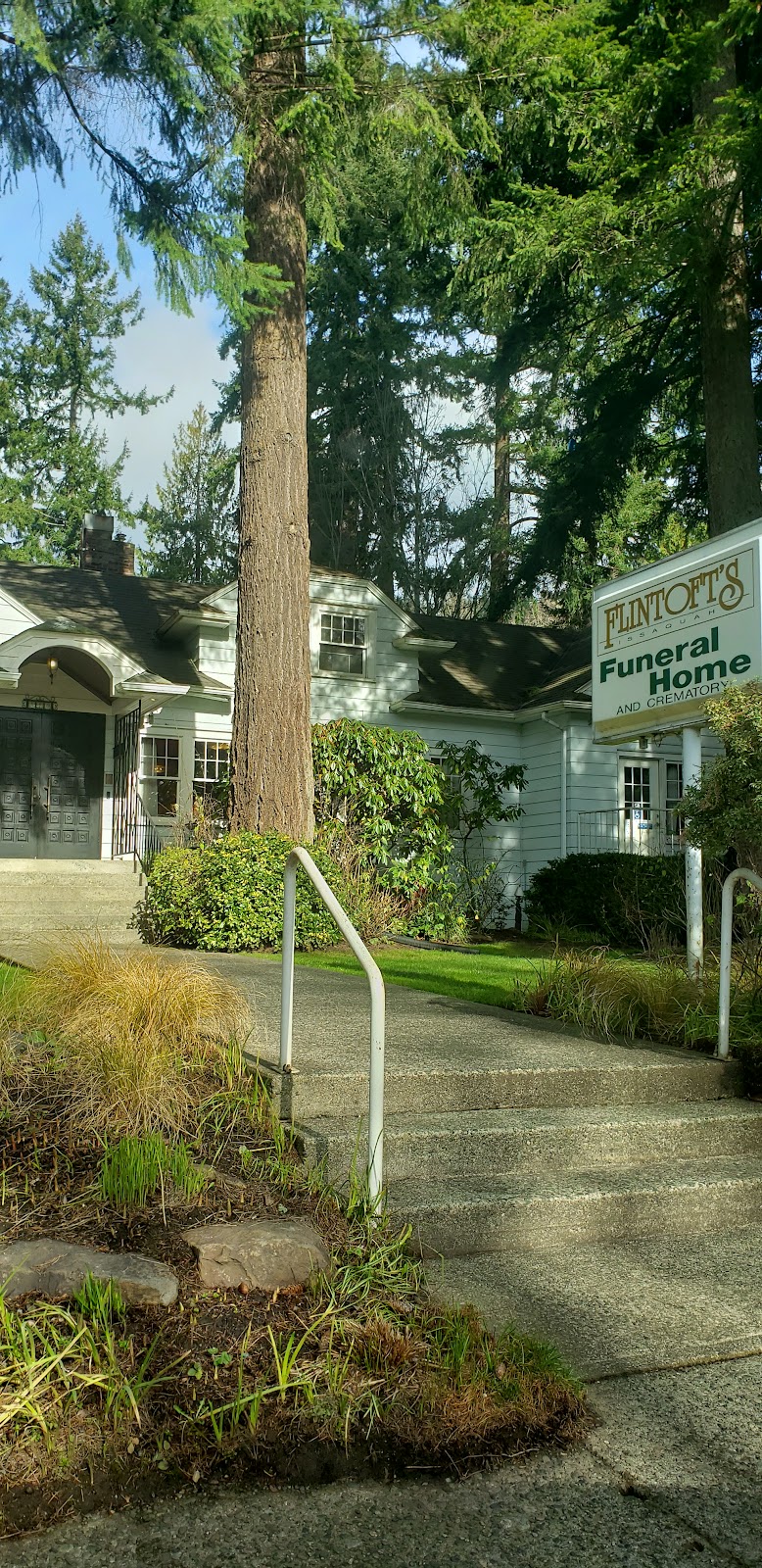 Flintoft's Funeral Home and Crematory funeral home in Kirkland, WA