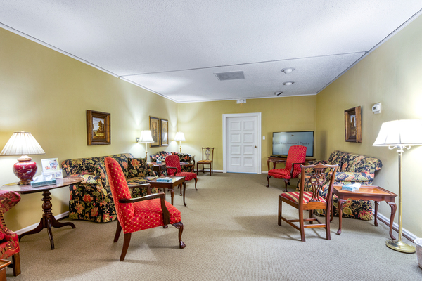 Chattanooga Funeral Home Crematory & Florist - North Chapel funeral home in Hixson, TN