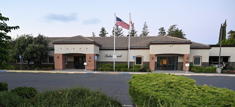 Lakewood Memorial Park funeral home in Lakewood, CA