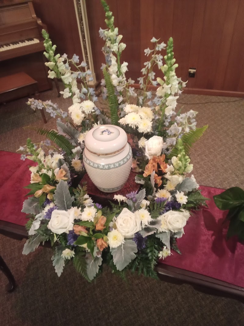 Mullinax Funeral Home & Cremation Services funeral home in Butler, MO