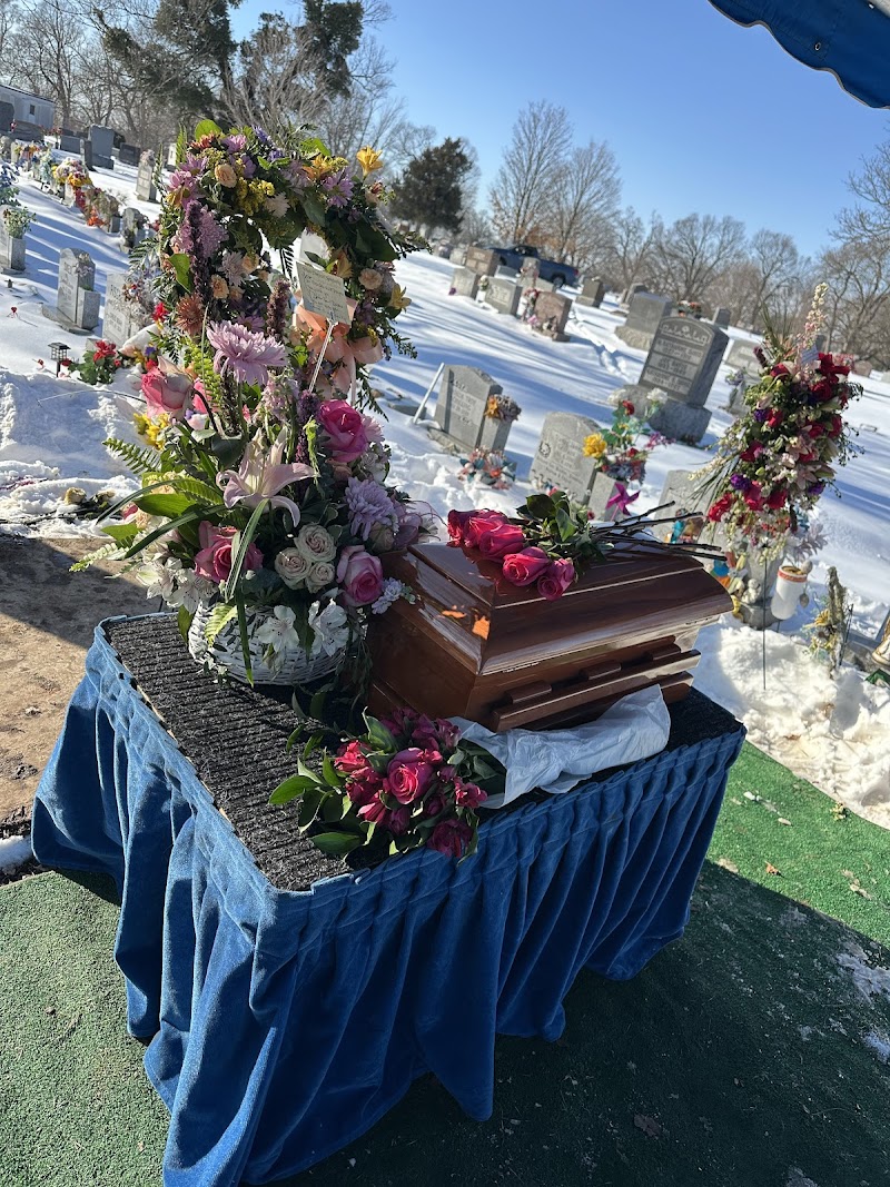 Greenlawn Funeral Home funeral home in Springfield, MO