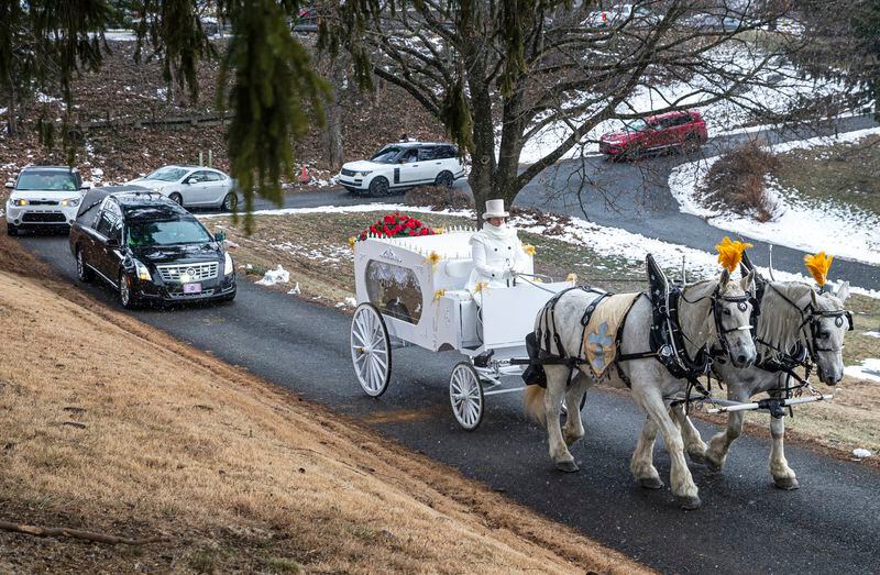 Hooper Memorial Home Inc funeral home in Harrisburg, PA