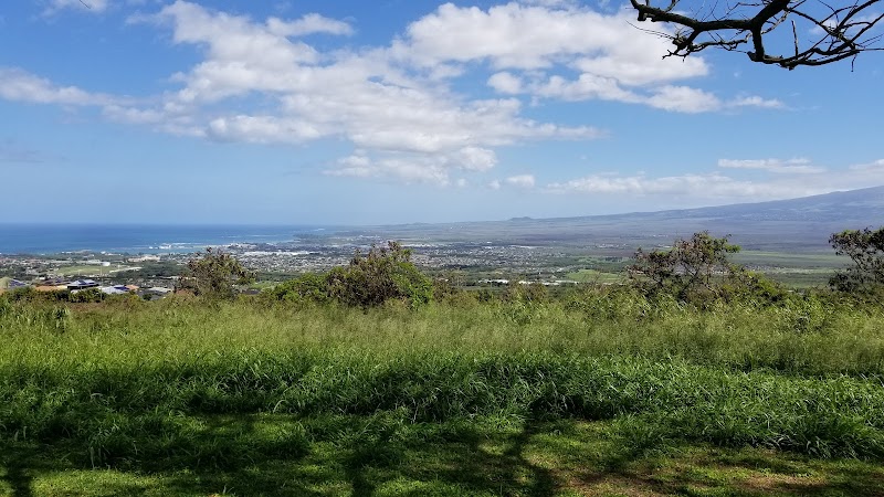 Wailuku Heights Memorial funeral home in Wailuku, HI